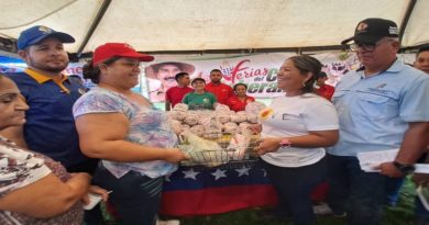 Distribuyen más 3.6 toneladas de proteína a familias de Barinas