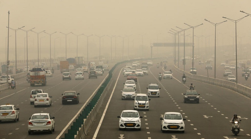 Habitantes de Nueva Delhi pierden años de vida por contaminación del aire