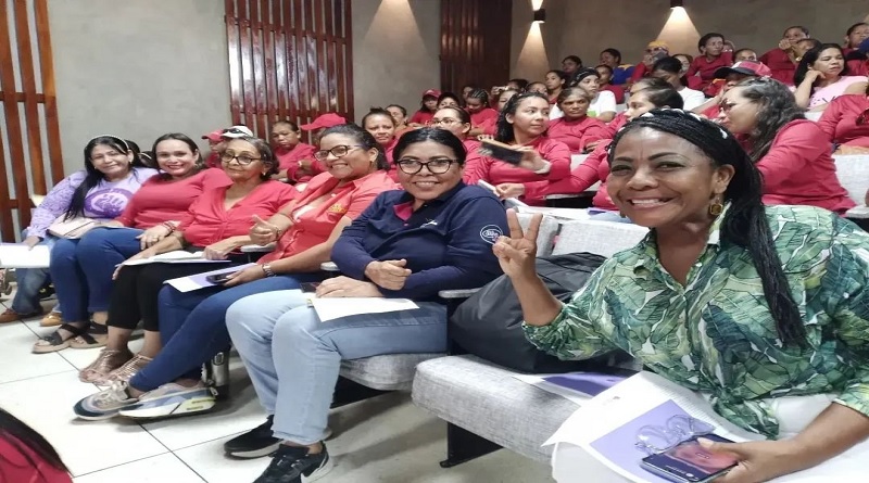 Instalan sala situacional para el registro de comités de mujeres en Mérida