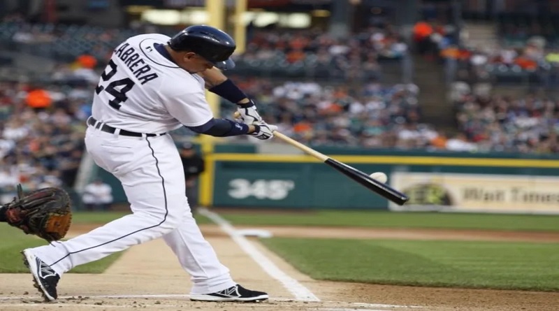 Miguel Cabrera le pisa los talones a Adrián Beltré