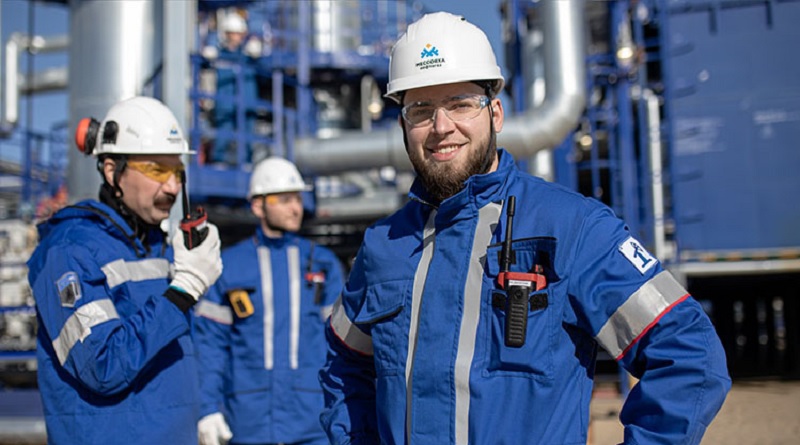 Petrolera rusa abandona casi por completo uso del dólar en sus operaciones