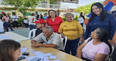 Centro de Desarrollo de la Calidad Educativa atiende a 700 docentes en Valencia