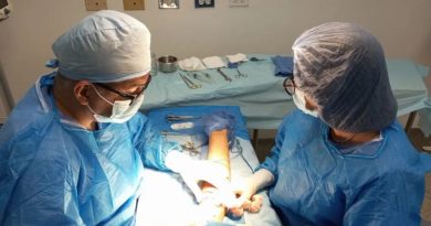 Atienden pacientes renales en jornada de fístulas arteriovenosas en La Guaira