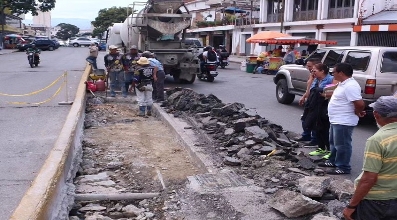 Supervisan hundimiento en avenida de la parroquia El Paraíso de Caracas