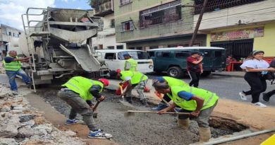 Recuperan avenida principal de Gramoven en la parroquia Sucre de Caracas