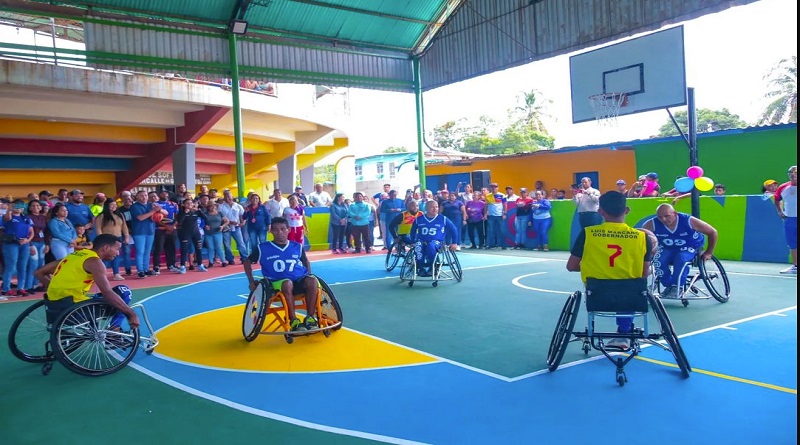 Entregan rehabilitada cancha "Cruz Enrique Méndez" de Guamachito en Anzoátegui