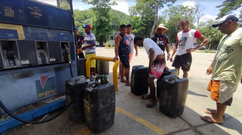 Desmienten falta de combustible en Ocumare de la Costa