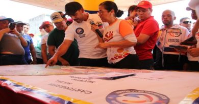 Favorecen a familias mediante «Una estrella de Mar» en La Guaira