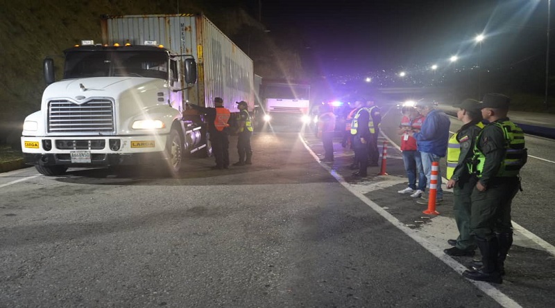 Realizarán inspección de transporte de carga en autopista Caracas-La Guaira