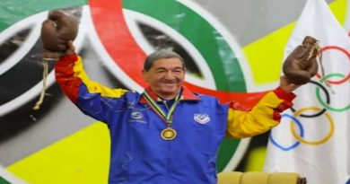 Jefe de Estado felicita a Francisco "Morochito" Rodríguez por su cumpleaños