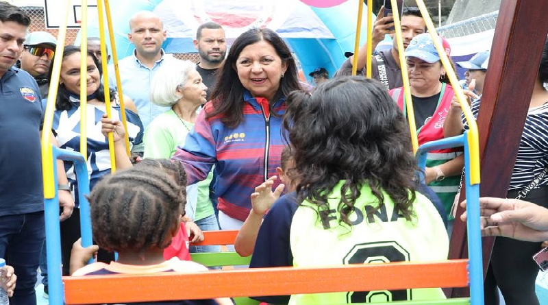 Inspecciónan trabajos de rehabilitación en carretera vieja Caracas-La Guaira