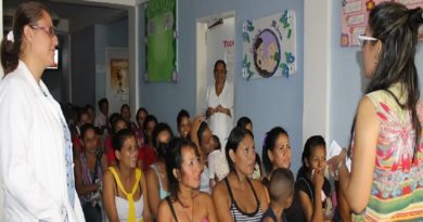 Dictan charla de planificación familiar en maternidad Humberto Barrios en Apure