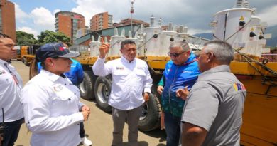 Entregan luminarias y transformadores para atender casos del 1X10 del Buen Gobierno