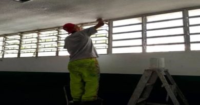 Bricomiles rehabilitan Escuela Ramón Pompilio en parroquia San Pedro