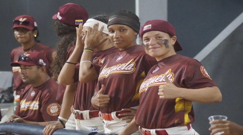 Venezuela presenta lista de jugadoras para Mundial Femenino de Béisbol