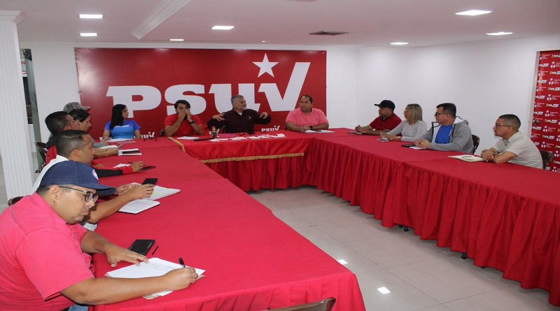Alcaldes y UBCH de Aragua evalúan plan de atención del 1x10 del Buen Gobierno