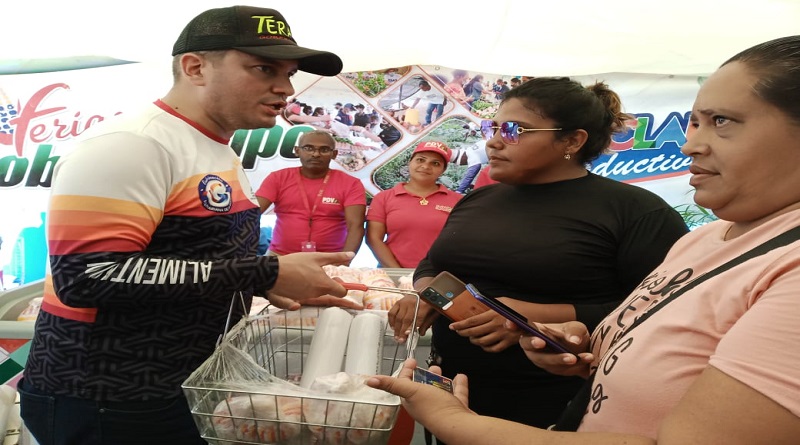 Comunidades de Maiquetía favorecidas con jornada de la Feria del Campo Soberano