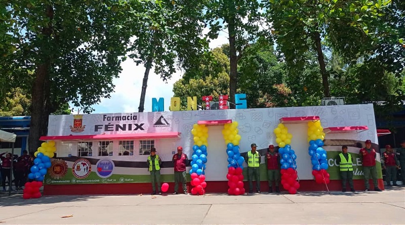 Inauguran farmacia Fénix en municipio Montes del estado Sucre