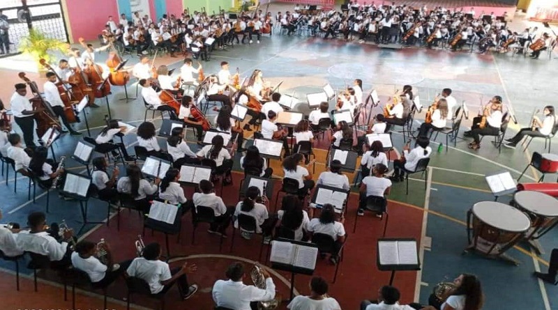 Músicos de Mamporal II deleitaron a participantes del Congreso Mundial El Sistema