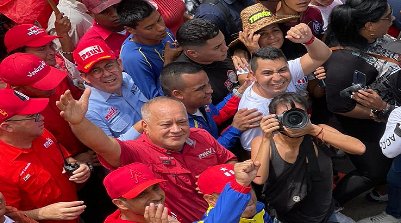 Juventud revolucionaria de La Guaira se moviliza en defensa del Esequibo