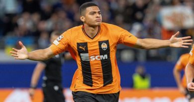 Venezolano Kevin Kelsy brilla en su debut goleador en la Champions League