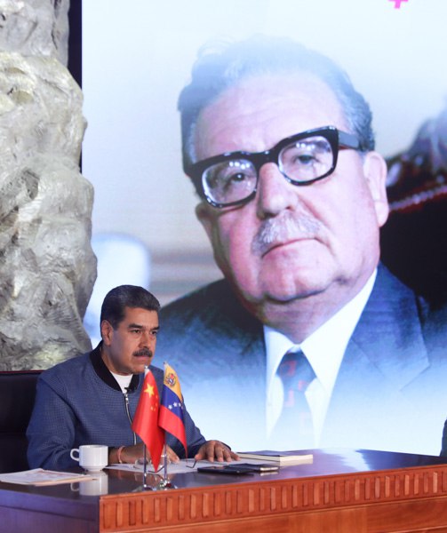 Salvador Allende continúa vivo a 50 años de su siembra