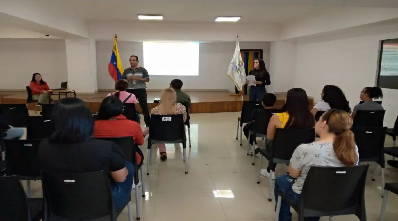 Ralizan taller de "Control Interno y Responsabilidad Administrativa" en Caracas