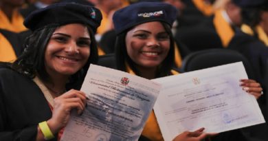 Celebran 20º aniversario de la Misión Sucre en Caracas