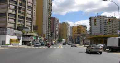 Sustituyen luminarias en la avenida San Martín de Caracas