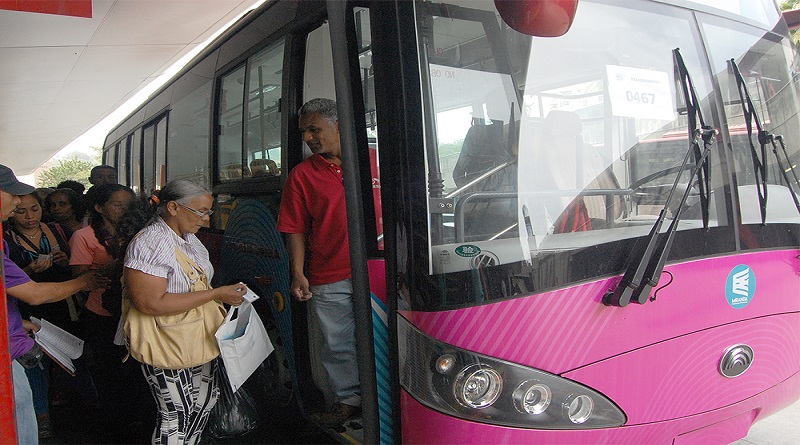 Trabajadores de TransMiranda se capacitan para atender a discapacitados