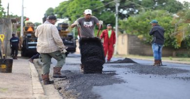 Colocación de asfalto garantiza mejoramiento de vialidad en Monagas