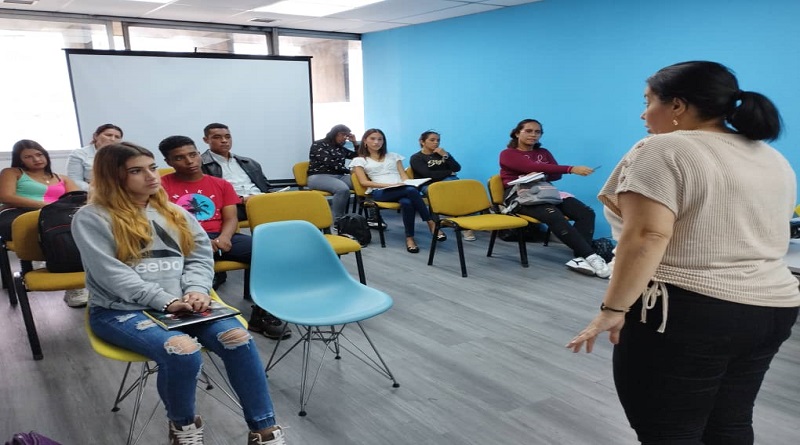 Escuela de Medios y Comunicación impulsa el quehacer informativo digital