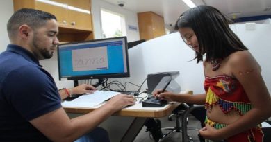 Cedulan a niños indígenas en la Gran Sabana