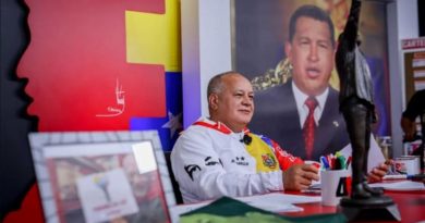 Diosdado Cabello exhorta a denunciar funcionarios que no atiendan al pueblo