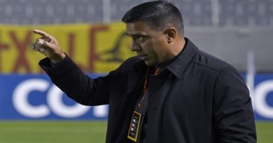 Las Águilas Doradas de César Farías extienden su invicto en Colombia