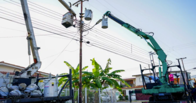 Familias de Naguanagua agradecen al 1x10 por mejoras al sistema eléctrico
