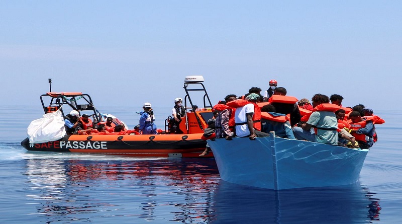 Guardacostas de Marruecos rescatan migrantes en costas de Dajla