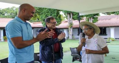 Certifican a 440 nuevos mediadores de lectura en Miranda