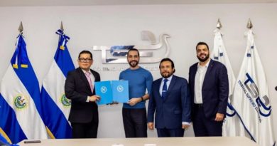 Nayib Bukele inscribe candidatura en presidenciales de 2024 en El Salvador