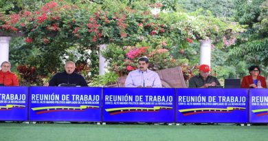 Presidente Maduro lidera reunión con el Alto Mando Político de la Revolución