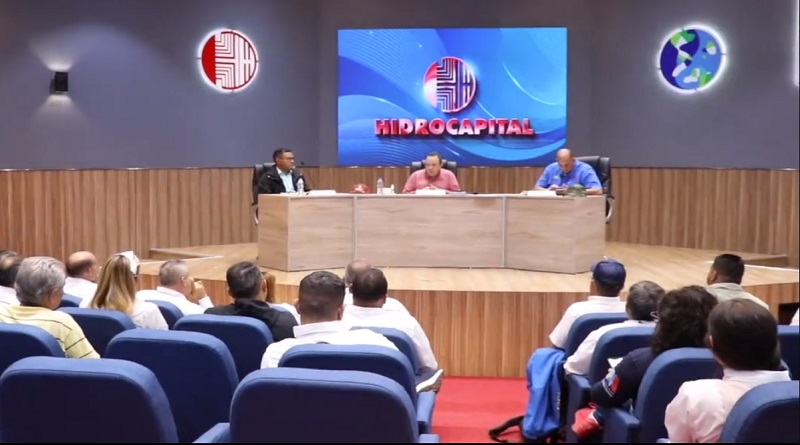 Evalúan planes y proyectos para fortalecer el sistema hídrico en la región capital