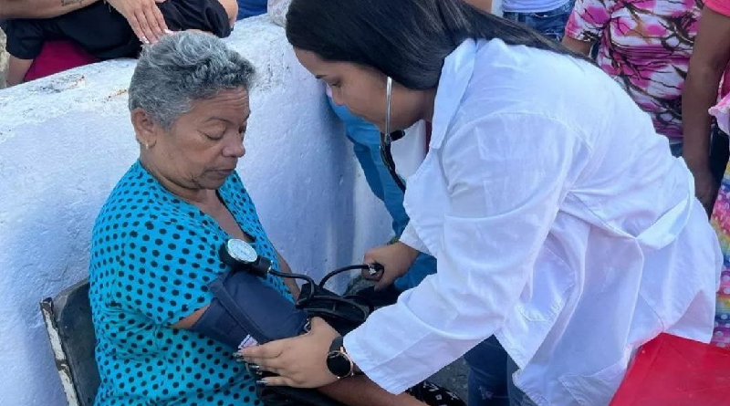 Atienden a familias de Miranda con Jornada de Atención Integral