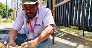 Trabajadores de Cantv restablecen telecomunicaciones a usuarios de Caracas