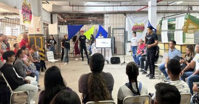 Jóvenes de Caracas formarán parte del Circuito Económico Comunal textil de Catia