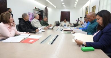 Gobierno Bolivariano evalúa políticas públicas de atención al pueblo