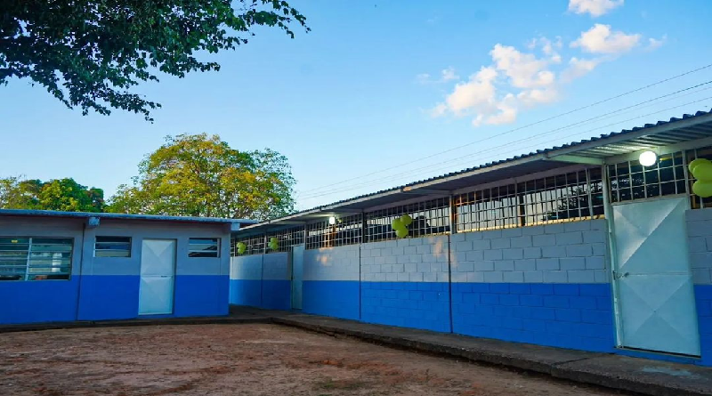 Recuperan espacios educativos en el estado Anzoátegui