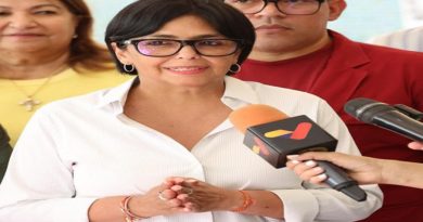 Supervisan escuelas que serán recuperadas por las Bricomiles en Caracas