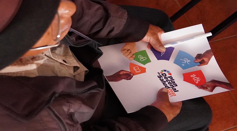 Líderes sociales y comunitarios socializan Plan Decenal de Salud en Ecuador