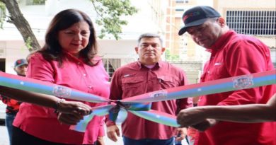 Inauguran nuevo estacionamiento de la Policía de Caracas en el sector Chapellín