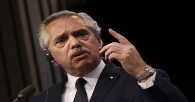 Presidente Alberto Fernández denuncia a candidato Milei por intimidación pública